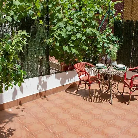 English House In By Apartelier Apartamento Bilbau